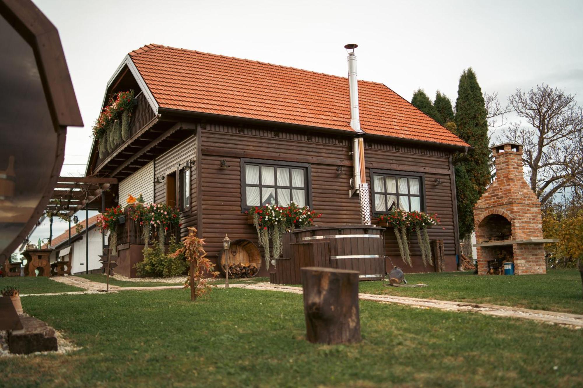 Holiday Home Hygge Nova Grabrovnik Exterior foto